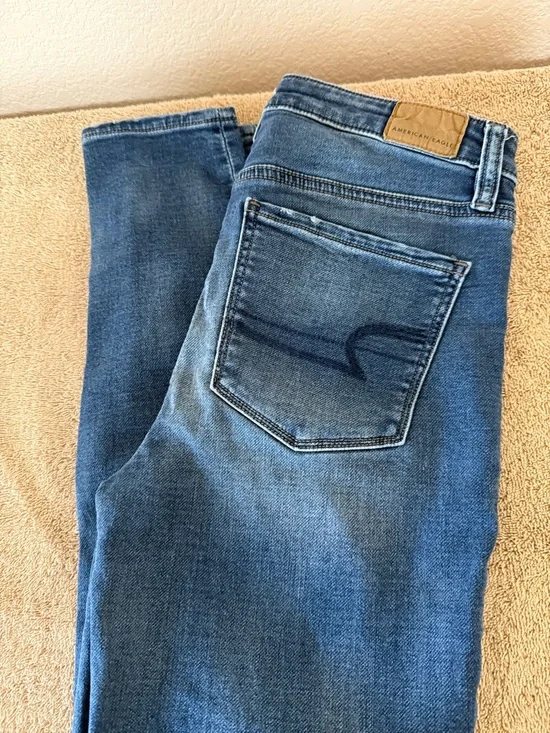 American Eagle Outfitters Women’s Medium Blue Skinny Jeans - Picture 2 of 6